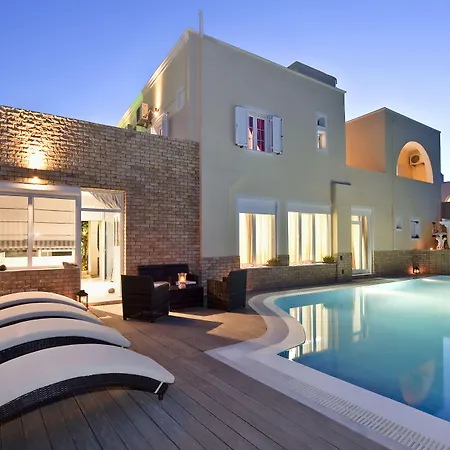 Gianna 4* Fira (Santorini)