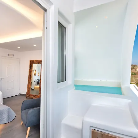 Gianna Penzion Fira (Santorini)