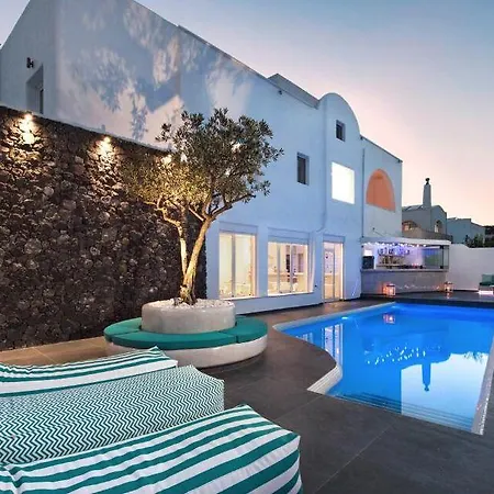 Gianna 4* Fira (Santorini)