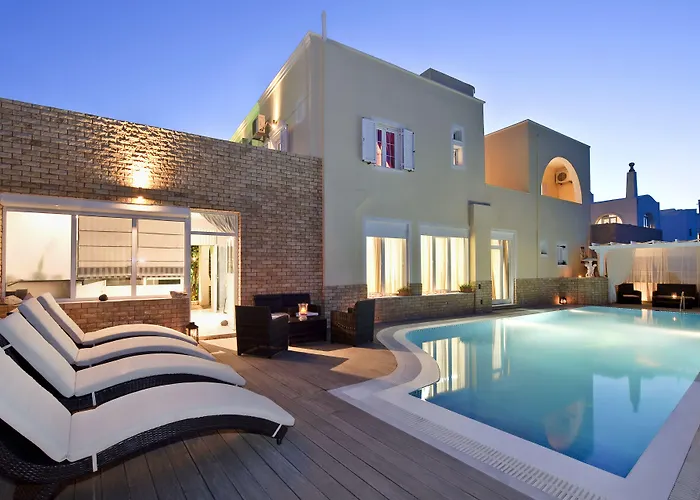 Gianna 4* Fira (Santorini)