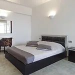 Gianna 4* Fira (Santorini)