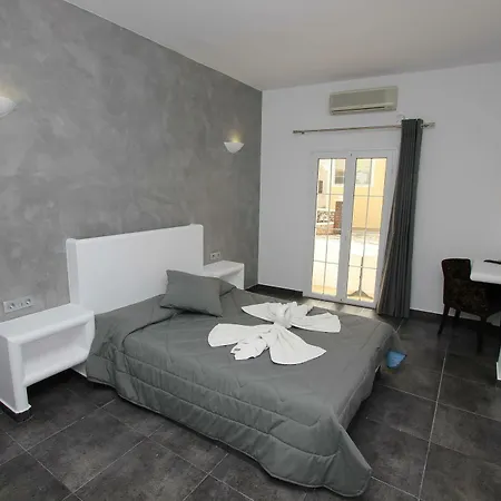 Gianna Guest house Fira (Santorini)