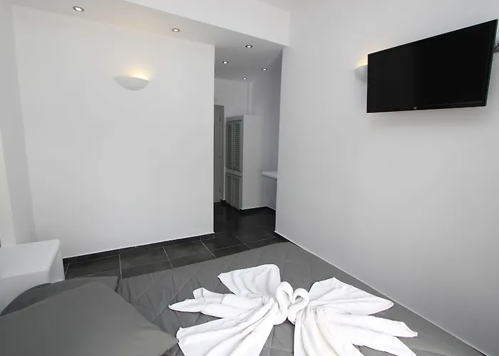 Gianna Fira (Santorini)